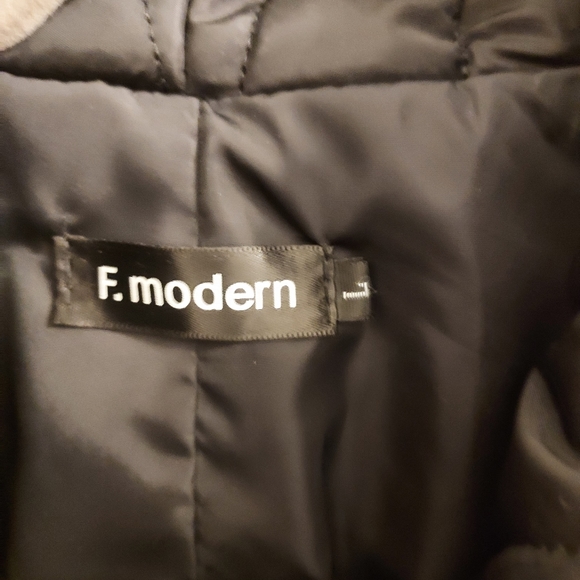 Coat - Picture 3 of 5